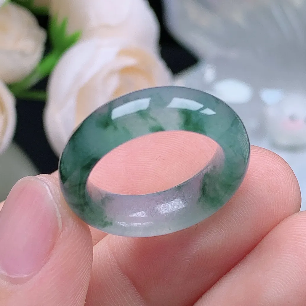 缅甸翡翠老坑冰种水润起胶飘花戒指玉指环  水润通透 尺寸：17.2-6.6-4mm 15号圈口3S