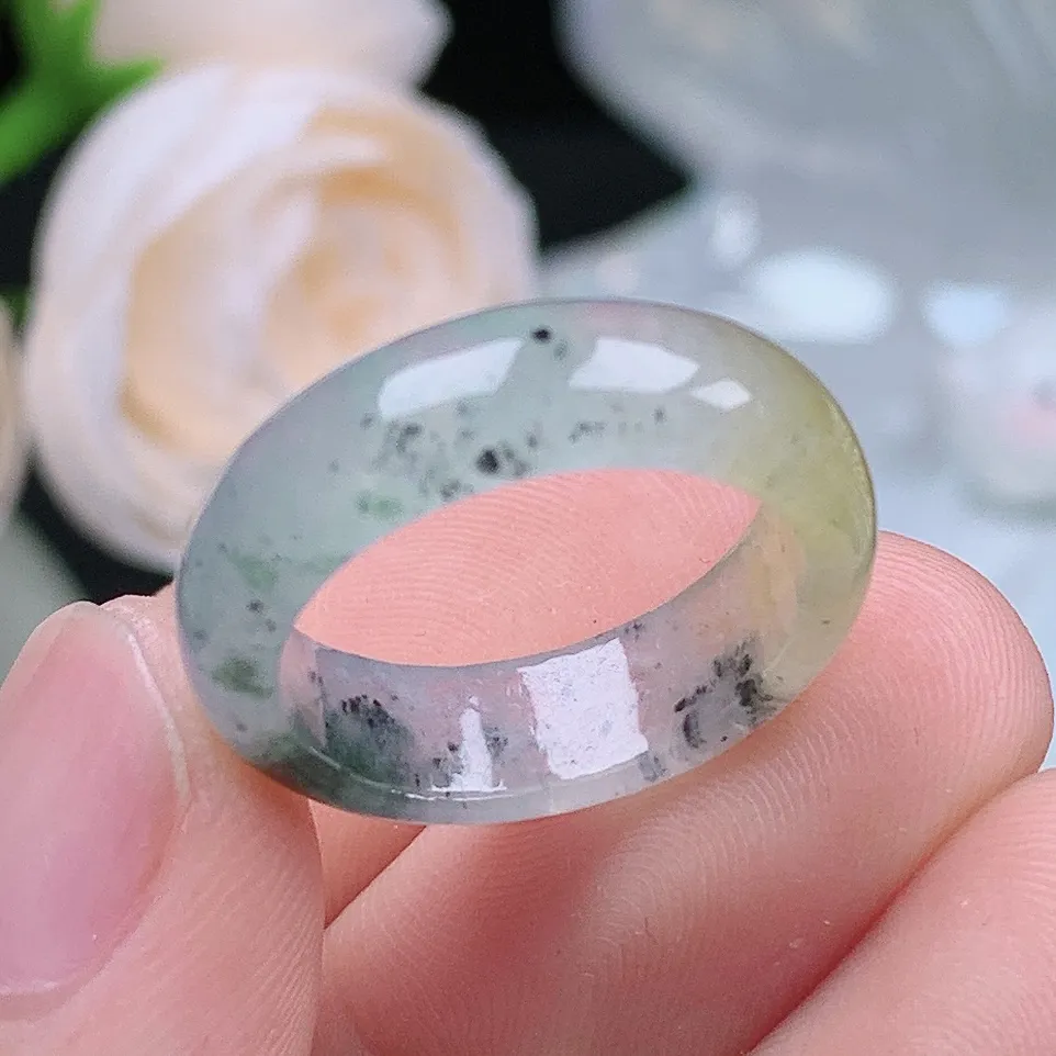 缅甸翡翠老坑冰种多彩冰黄乌鸡戒指玉指环  水润通透 尺寸：17.2-6.2-3mm 14-15号圈口3S