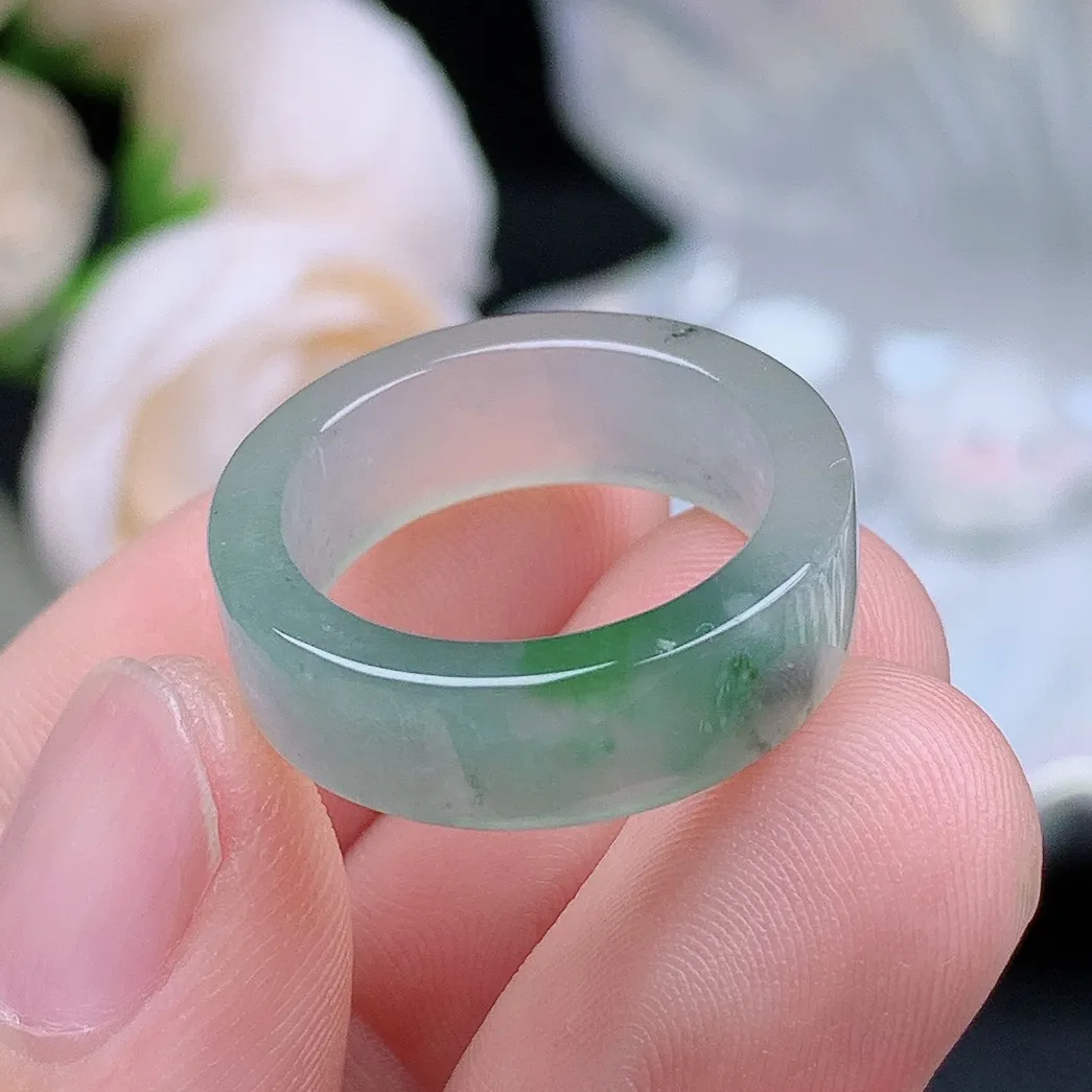 缅甸翡翠老坑冰种水润起胶飘绿方戒指玉指环  水润通透 尺寸：17.3-6.7-2.9mm 14-15号圈口3S