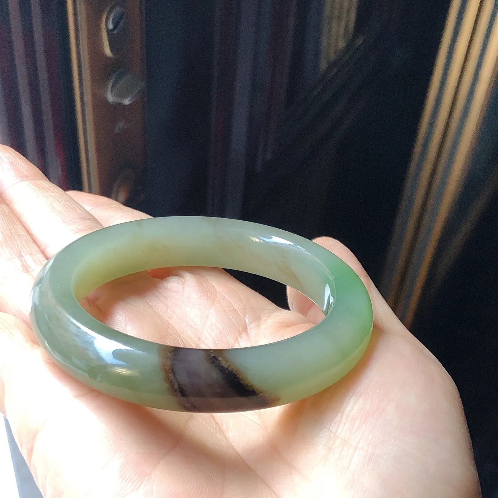 和田玉老坑翠青55手镯55圈口宽12.3重59.7克 三色手镯紫罗兰 无裂无杂 脂脂粉好玉质细腻油润 底色纯净 佩戴美丽动人t