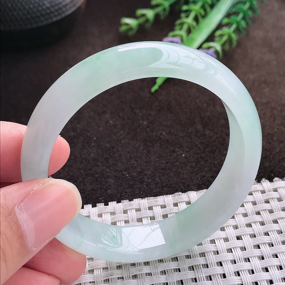 天然a货翡翠52/12.8/6.8老坑冰胶果冻飘花手镯宽小圈口翡翠玉手镯