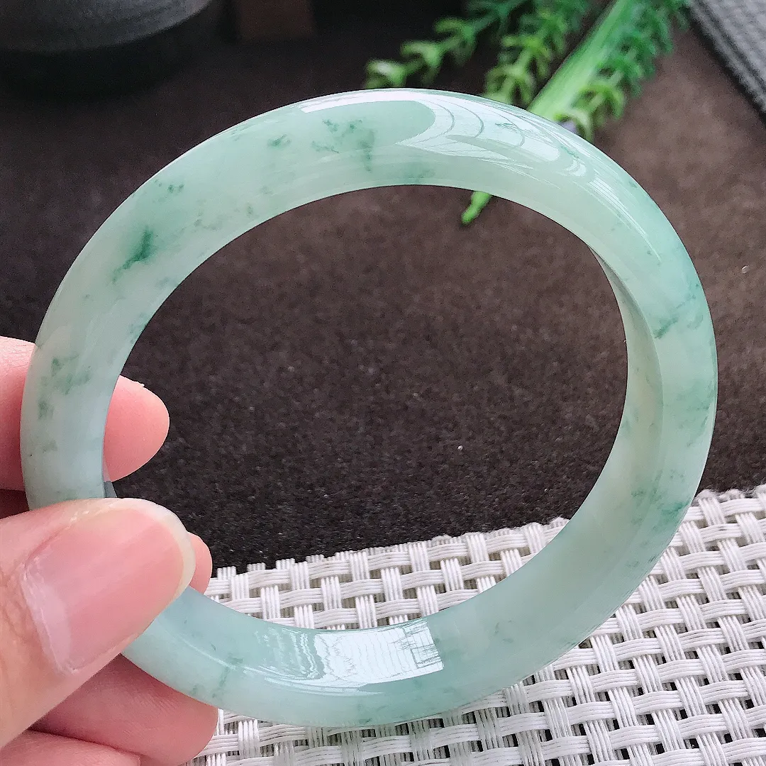 天然a货翡翠60.5/12.2/8大圈口老坑冰润起胶飘花手镯宽边翡翠玉手镯