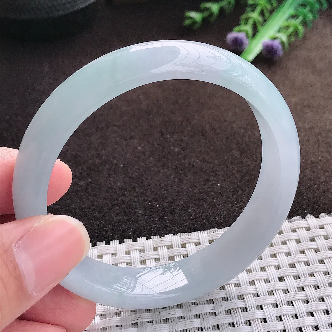 天然a货翡翠56.8/13/7.2老坑冰润起胶天空蓝手镯宽边翡翠玉手镯