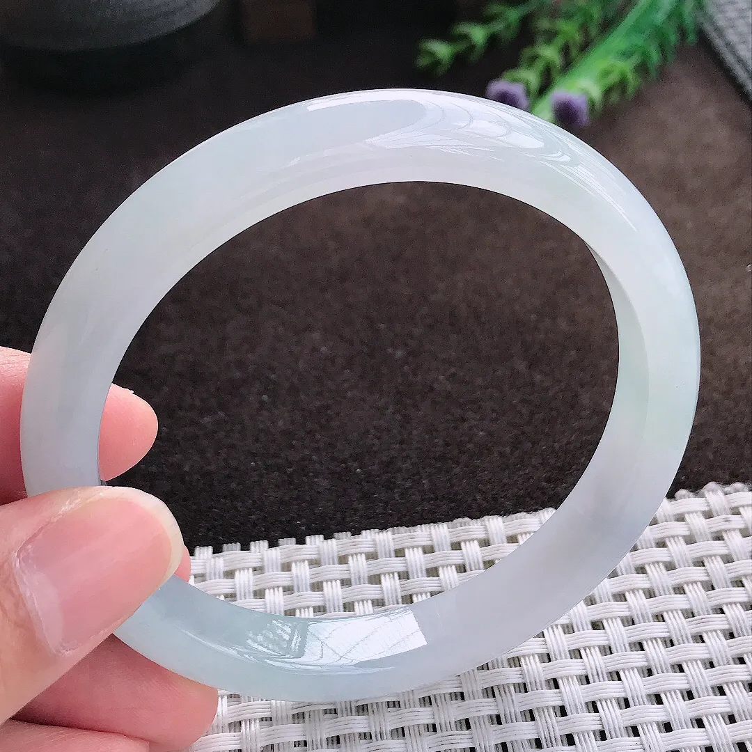 天然a货翡翠63/10.8/8老坑冰胶果冻月光彩大圈口手镯宽边翡翠玉手镯