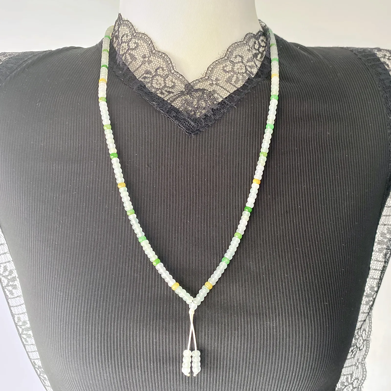 缅甸天然翡翠A货，高冰起光三彩算盘珠项链手链，尺寸：5/3.2mm，长度710mm，重量：33.49g