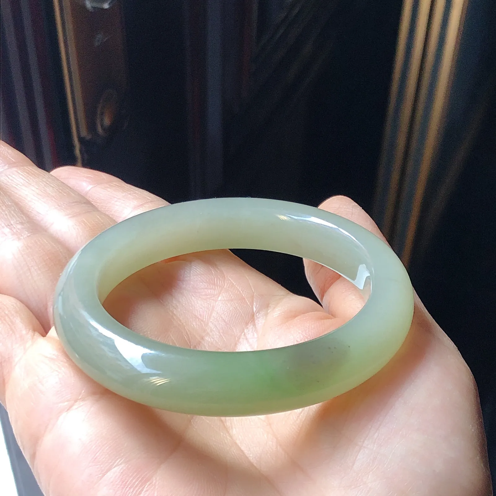 和田玉老坑翠青57手镯57圈口宽12重59.9克 三色手镯紫罗兰 无裂无杂 脂脂粉好玉质细腻油润 底色纯净 佩戴美丽动人t