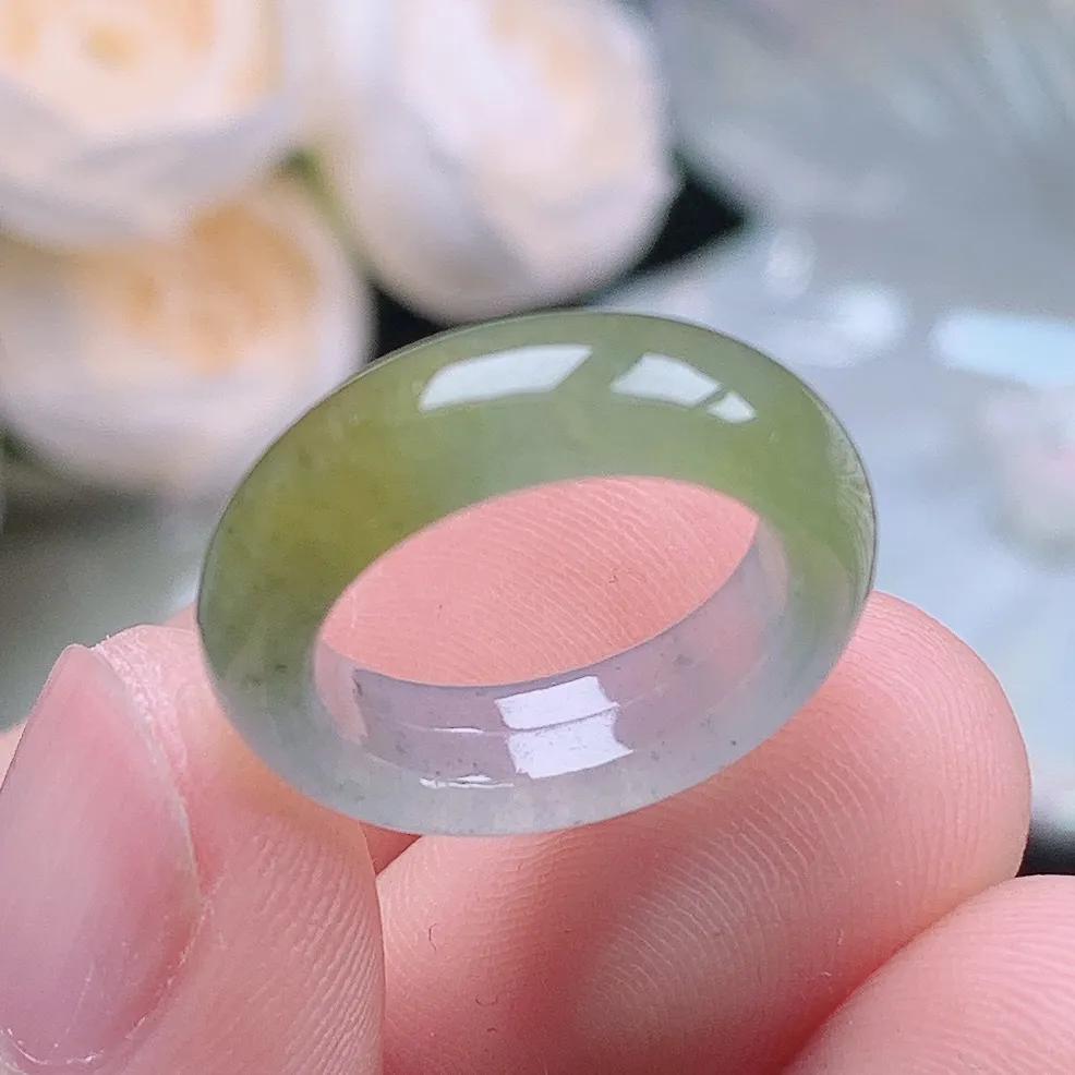 缅甸翡翠老坑冰种起胶乌鸡冰黄翡小圈口戒指玉指环  水润通透 尺寸：14.7-5.6-3.4mm 7号