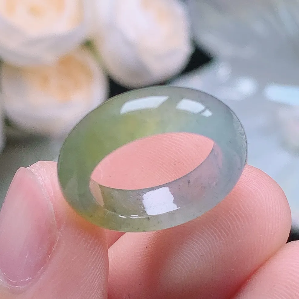 缅甸翡翠老坑冰种起胶乌鸡冰黄翡小圈口戒指玉指环  水润通透 尺寸：14.7-5.6-3.4mm 7号圈口4S