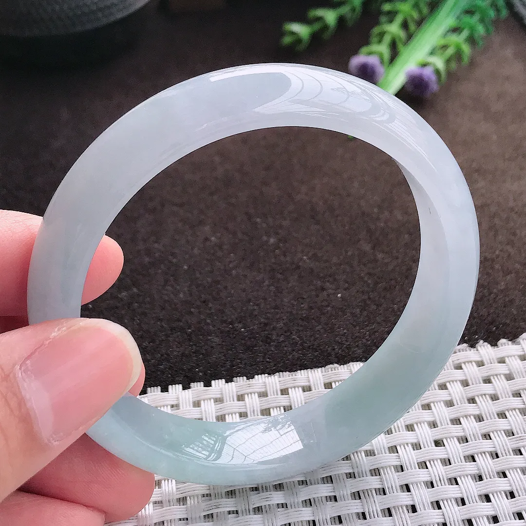 天然a货翡翠56.8/13/7.2老坑冰润起胶天空蓝手镯宽边翡翠玉手镯