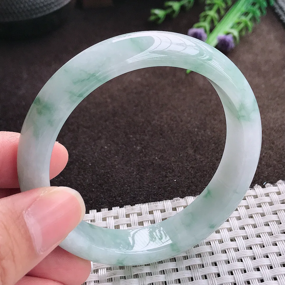 天然a货翡翠57.8/13.5/8老坑精美冰润飘花手镯宽边翡翠玉手镯