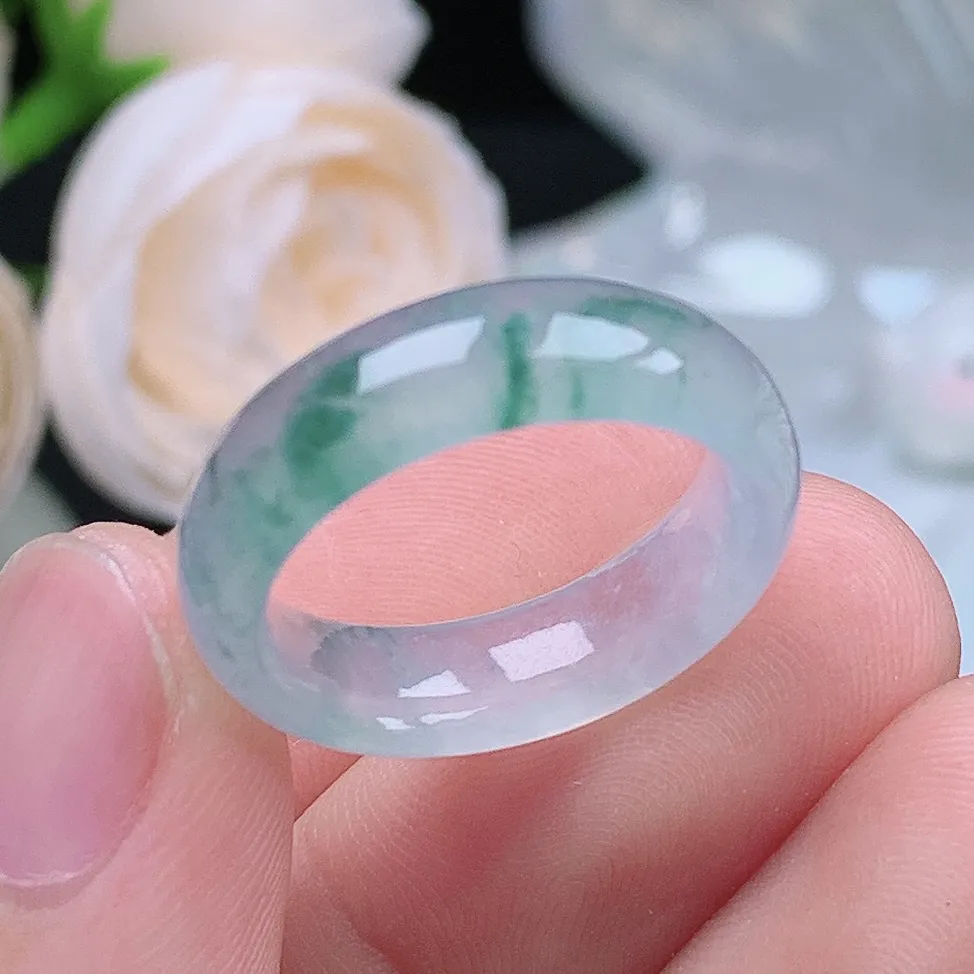 缅甸翡翠老坑冰种水润起胶飘花戒指玉指环  水润通透 尺寸：17.2-6.1-3.2mm 15号圈口3S