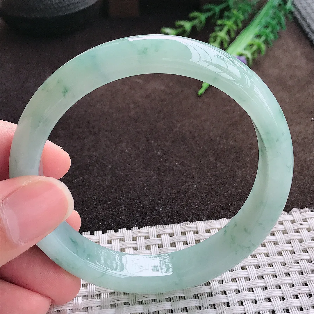 天然a货翡翠60.5/12.2/8大圈口老坑冰润起胶飘花手镯宽边翡翠玉手镯