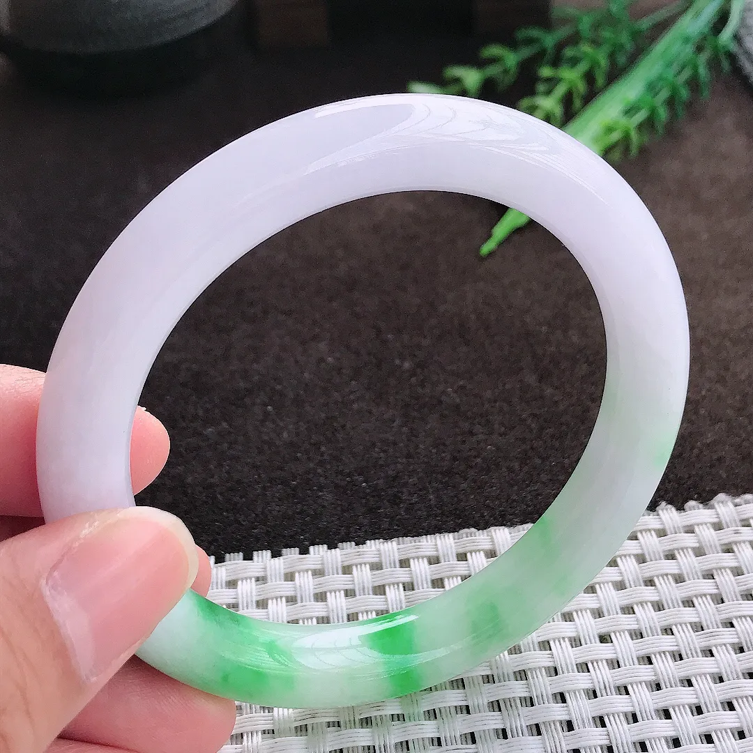 天然a货翡翠58.8/10/9.6老坑温润飘阳绿大圈口圆条手镯翡翠玉手镯