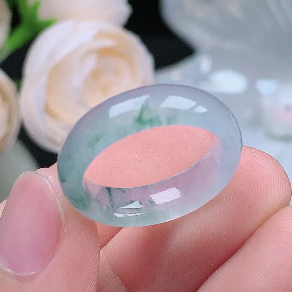 缅甸翡翠老坑冰种水润起胶飘花戒指玉指环  水润通透 尺寸：17.2-6.1-3.2mm 15号圈口3S