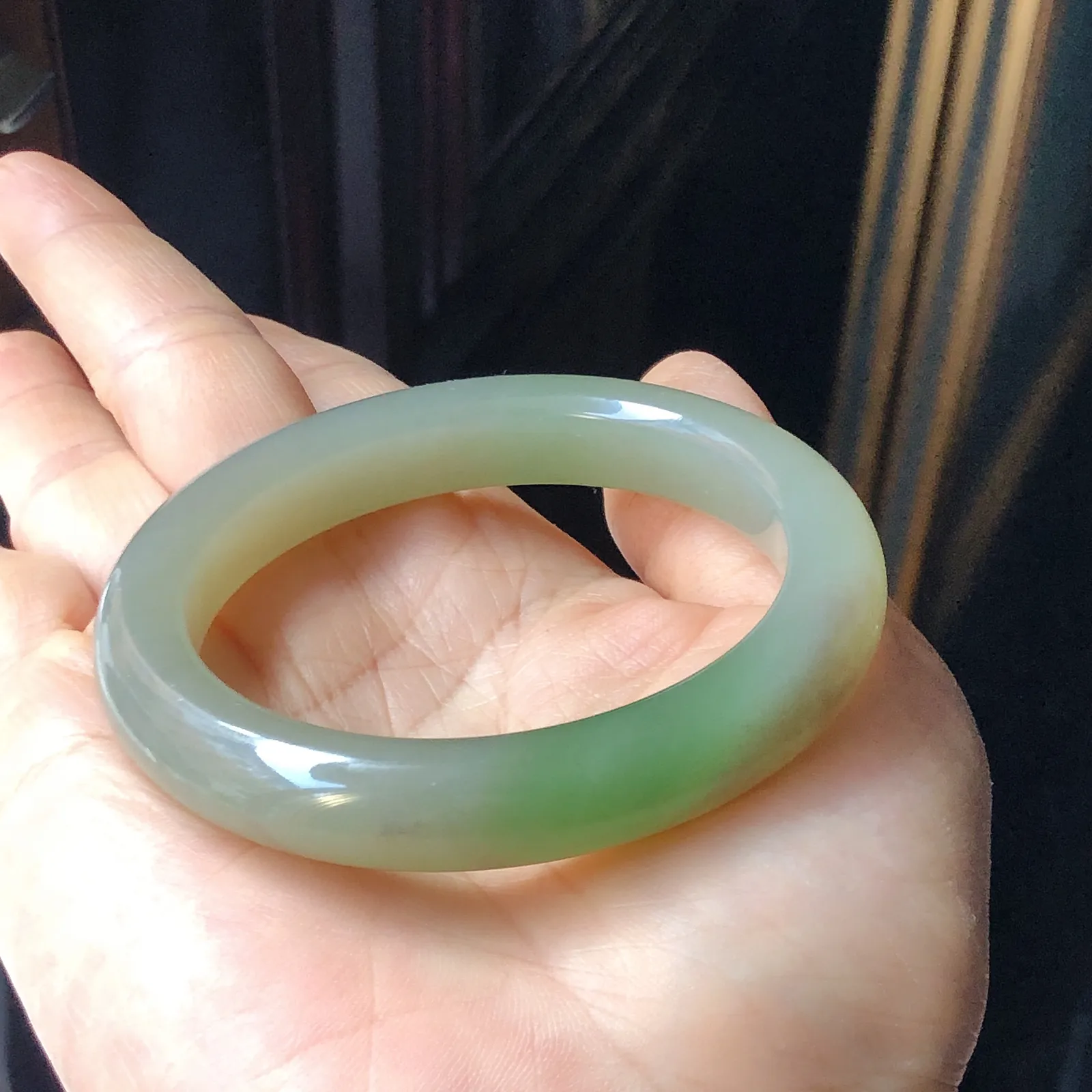 和田玉老坑翠青56手镯56圈口宽11.5重52.8克 三色手镯紫罗兰 无裂无杂 脂脂粉好玉质细腻油润 底色纯净 佩戴美丽动人t