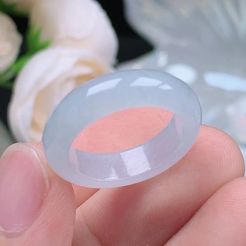 缅甸老坑种翡翠水润起胶白月光戒指玉指环  水润通透 尺寸：17.4-5.8-3.4mm 15号圈口5S