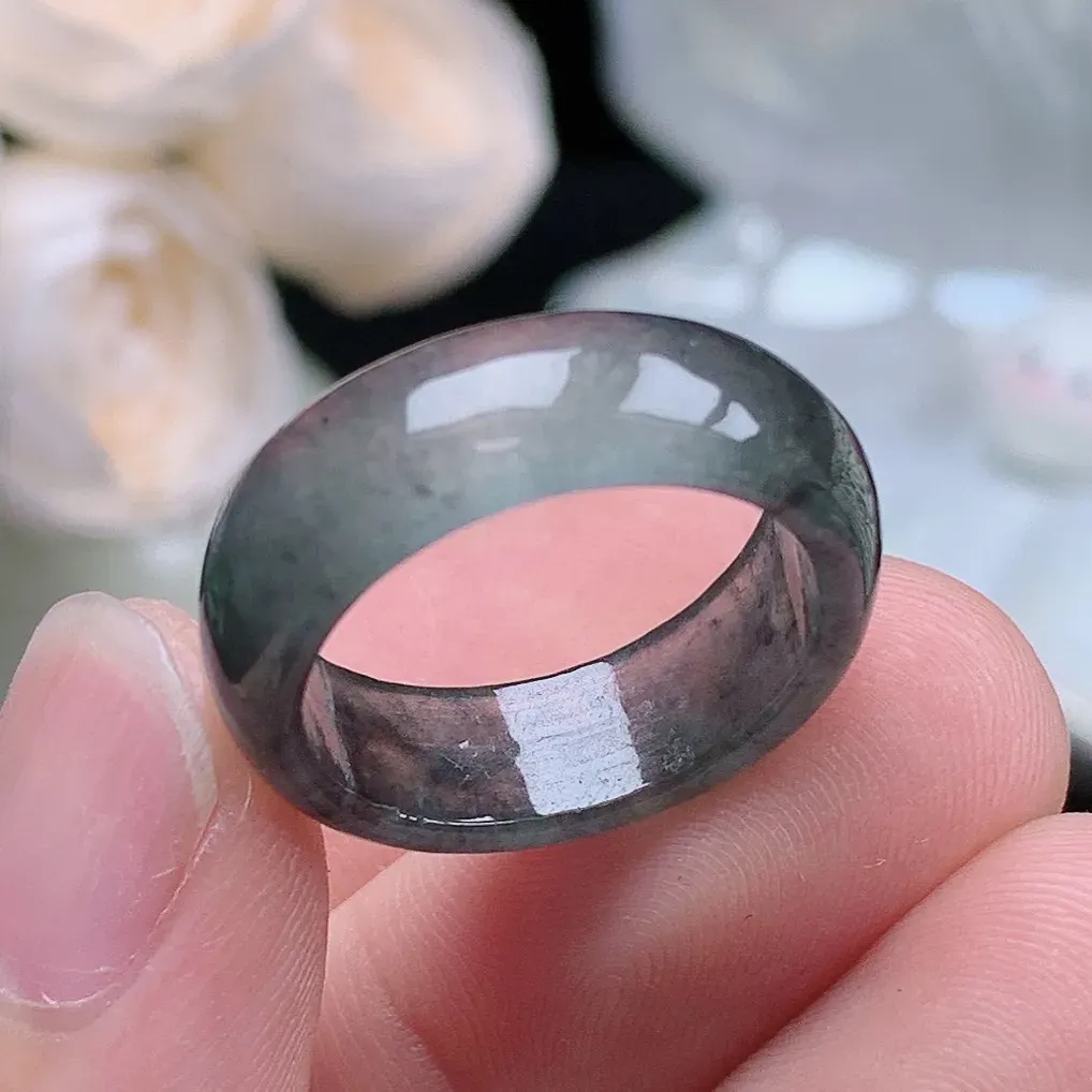 缅甸老坑冰种翡翠水润起胶冰乌鸡戒指玉指环  水润通透 尺寸：18.1-6.9-3.1mm 17号圈口5S