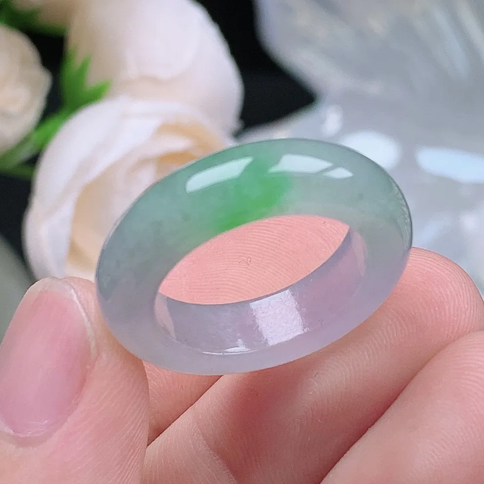 缅甸老坑冰种翡翠水润起胶飘绿戒指玉指环  水润通透 尺寸：17.9-6.1-4.5mm 16号圈口5