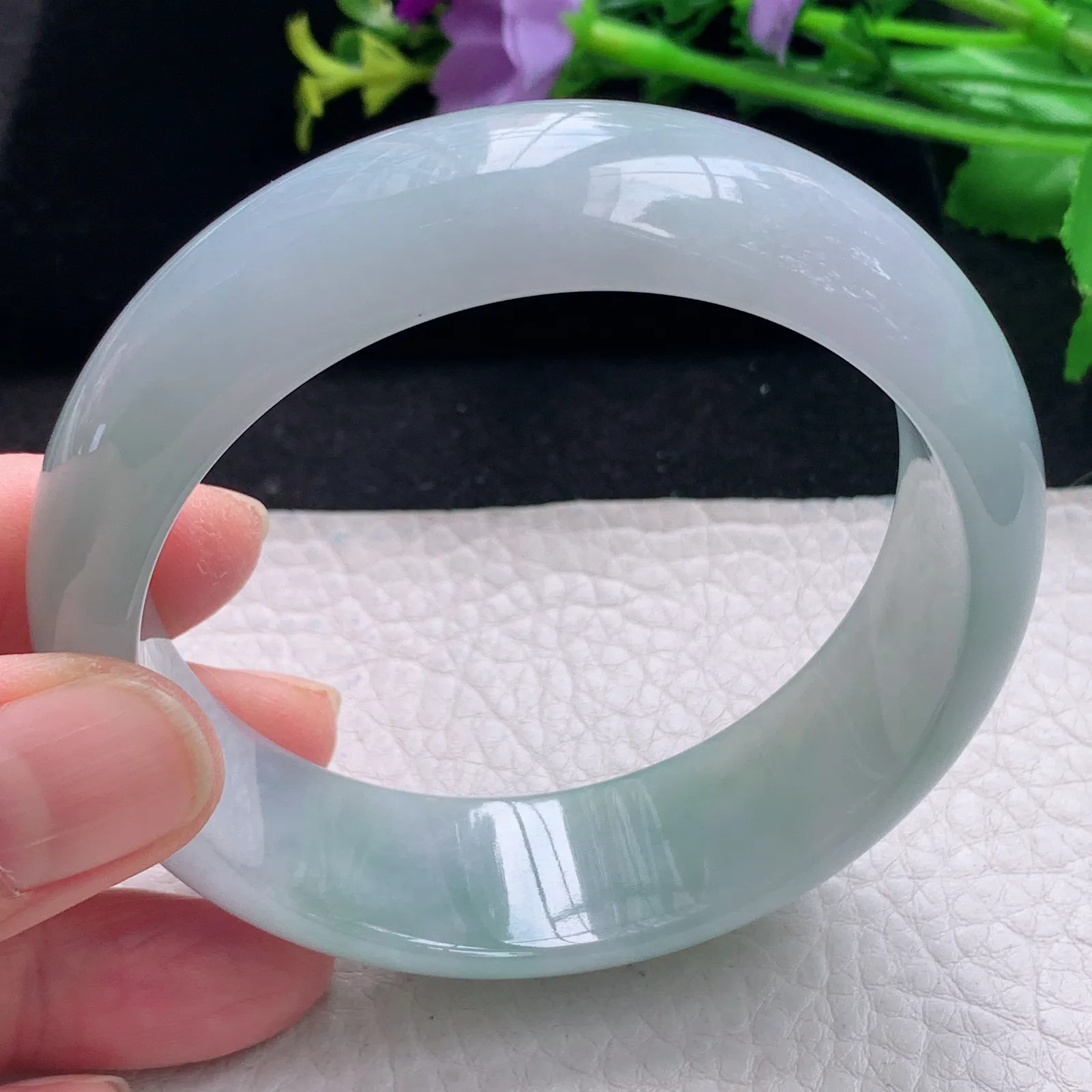 js自然光59*19*8轮胎镯 缅甸翡翠a货手镯清新大气宽边玉手环