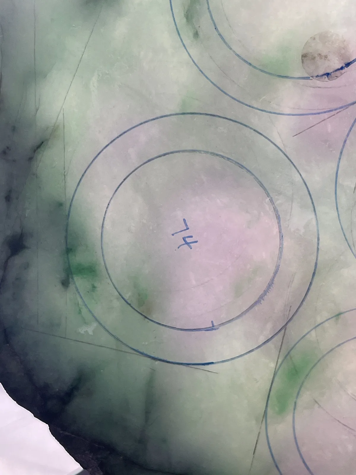 翡翠板料，⭕️正圈最大做58，圆条最大做54