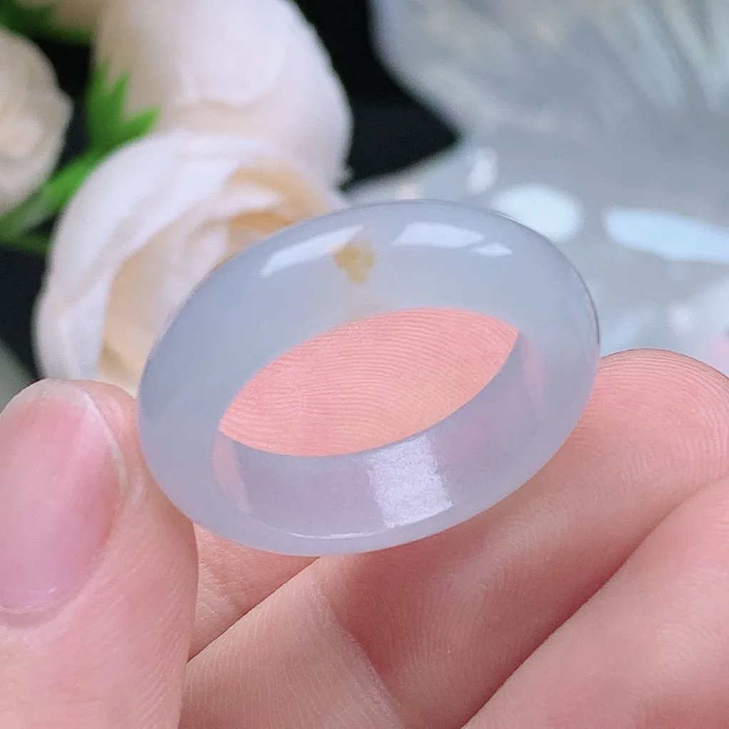 缅甸翡翠老坑种翡翠水润起胶飘金戒指玉指环  水润通透 尺寸：18.8-6.4-3.7mm 19号圈口5S