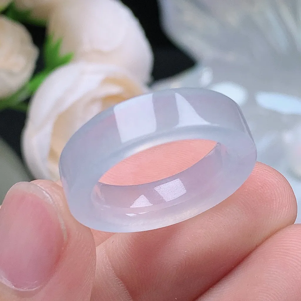 缅甸老坑冰种翡翠水润起胶白月光方戒指玉指环  水润通透 尺寸：17.8-5.9-3.8mm 16-17号圈口5S