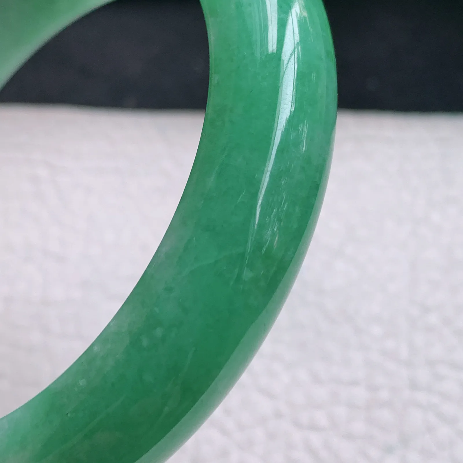 yh自然光58*12.4*9.6平安镯 缅甸翡翠a货手镯满绿厚装宽边玉手环