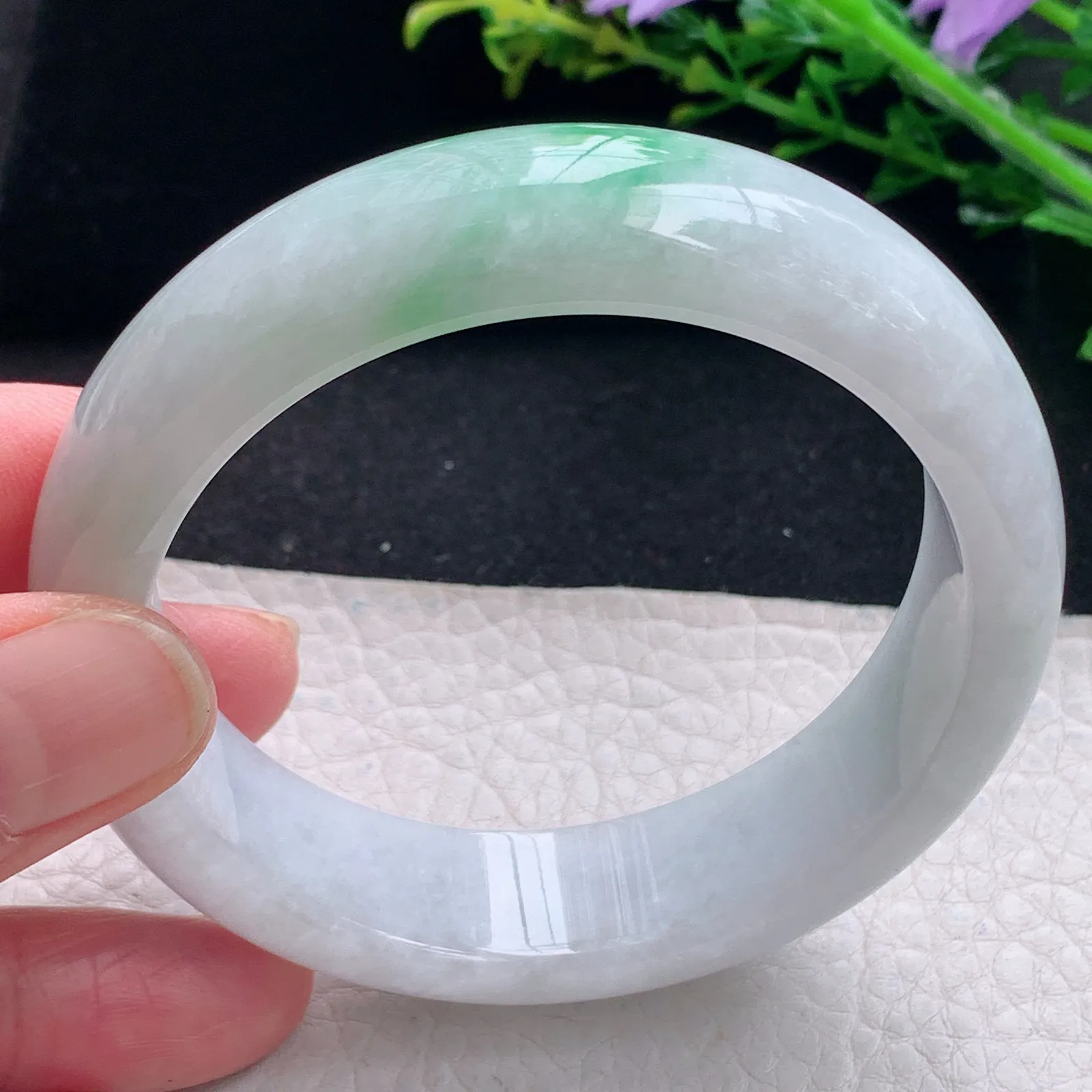 ym自然光57.5*16.2*8.2轮胎镯 缅甸翡翠a货手镯飘绿大气宽边玉手环