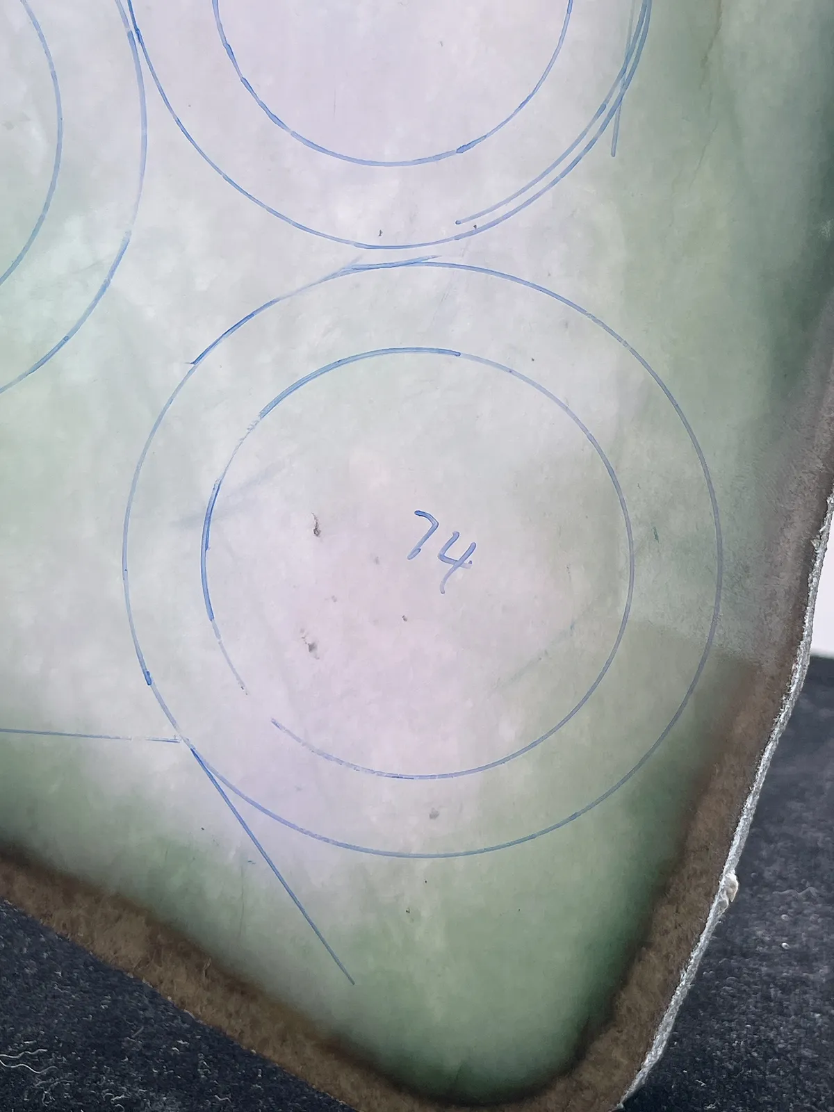 翡翠板料，⭕️正圈最大做58，圆条最大做54