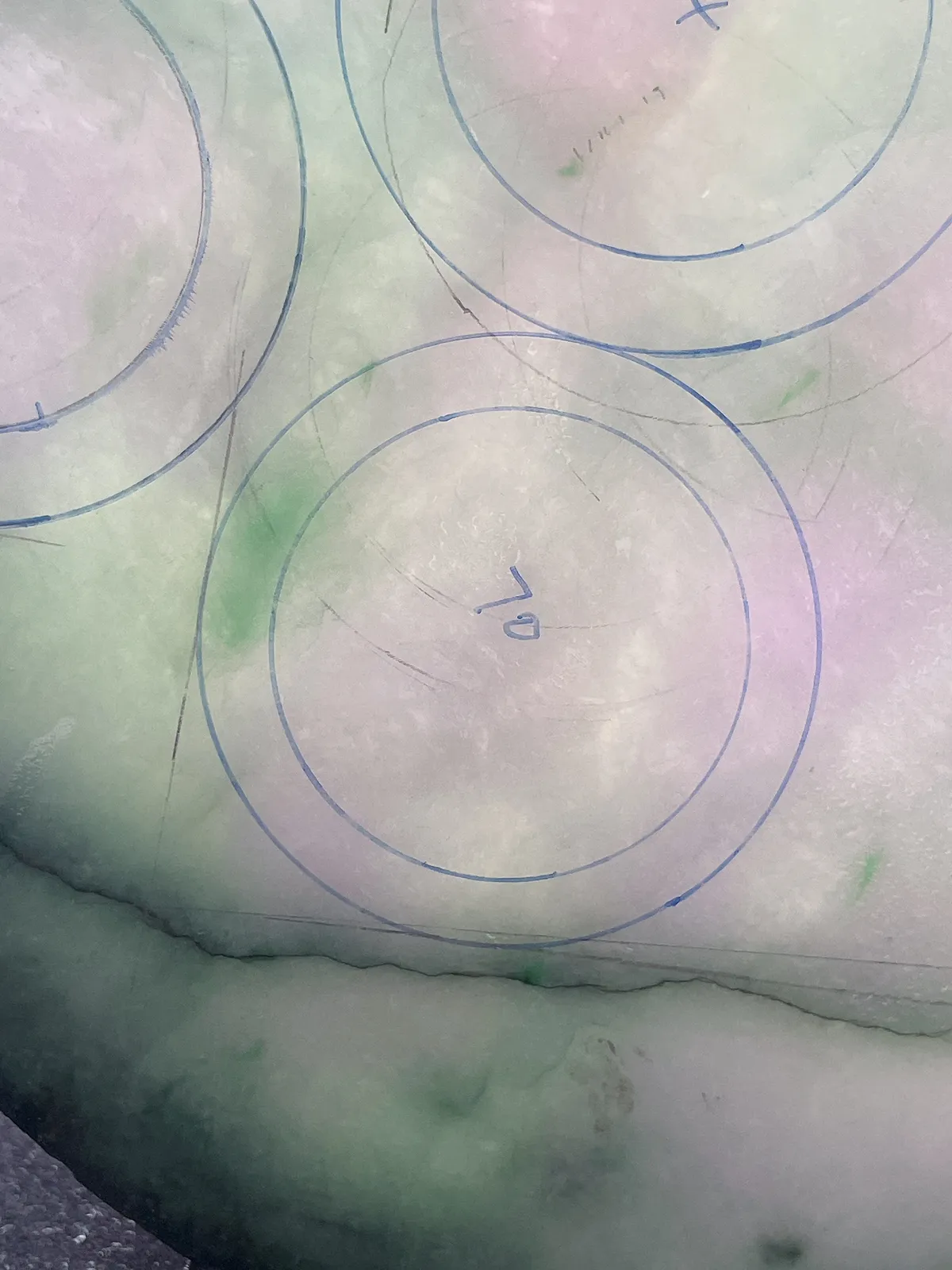 翡翠板料，⭕️正圈最大做54，圆条最大做50