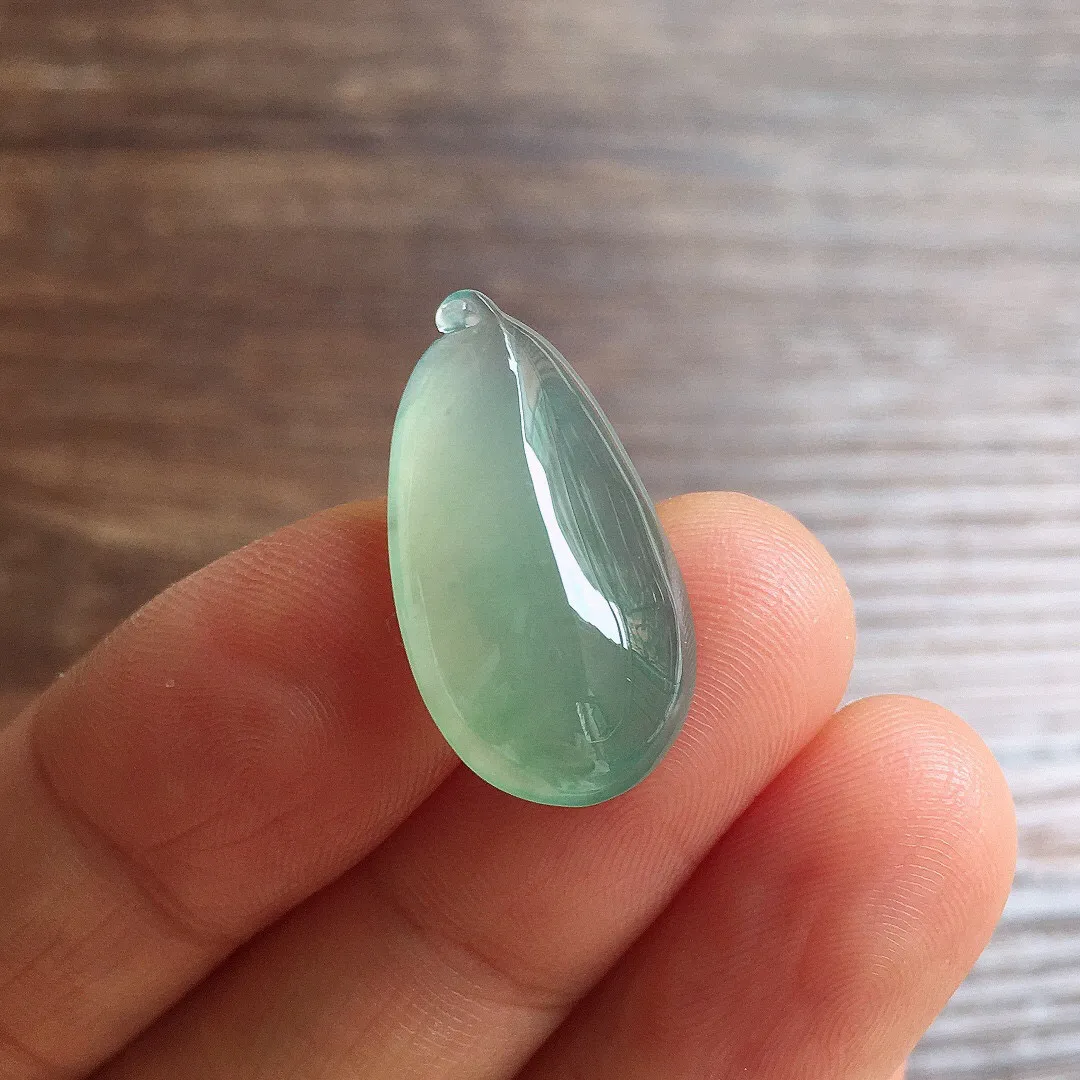 冰晴底福瓜，镶嵌佳品，冰润细腻，种水足 尺寸23.1*12.2*6