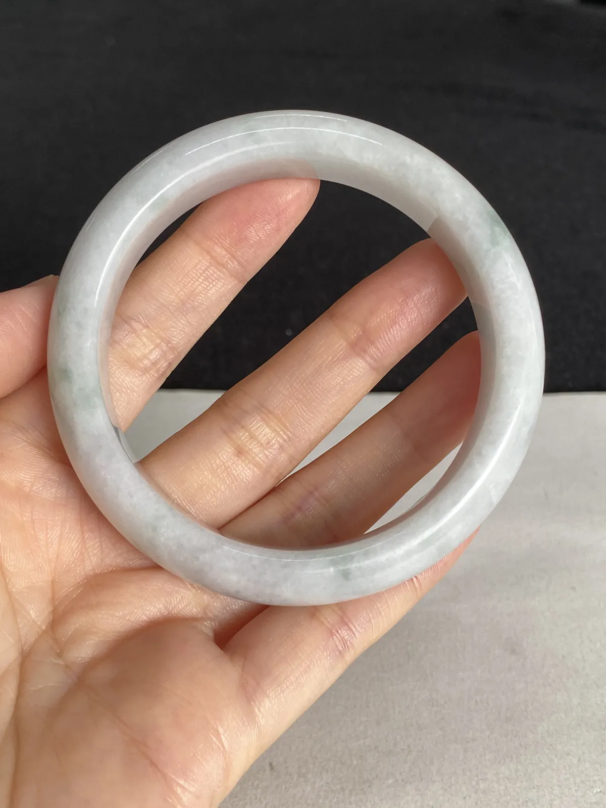 正圈57.3圈口，翡翠手镯