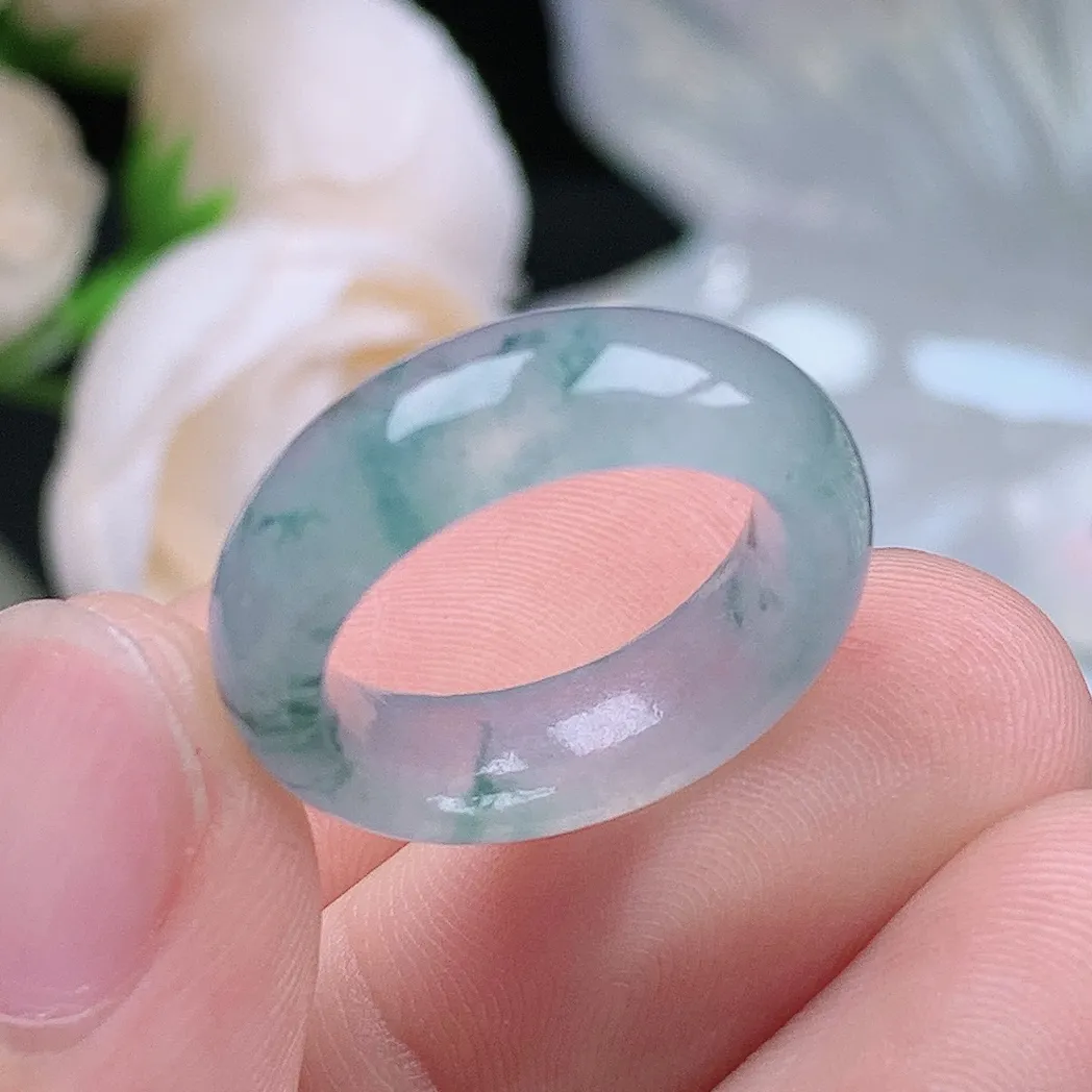 缅甸翡翠老坑冰种翡翠水润起胶小圈口飘花戒指玉指环  水润通透 尺寸：15.1-6.1-3.7mm 9号圈口5S