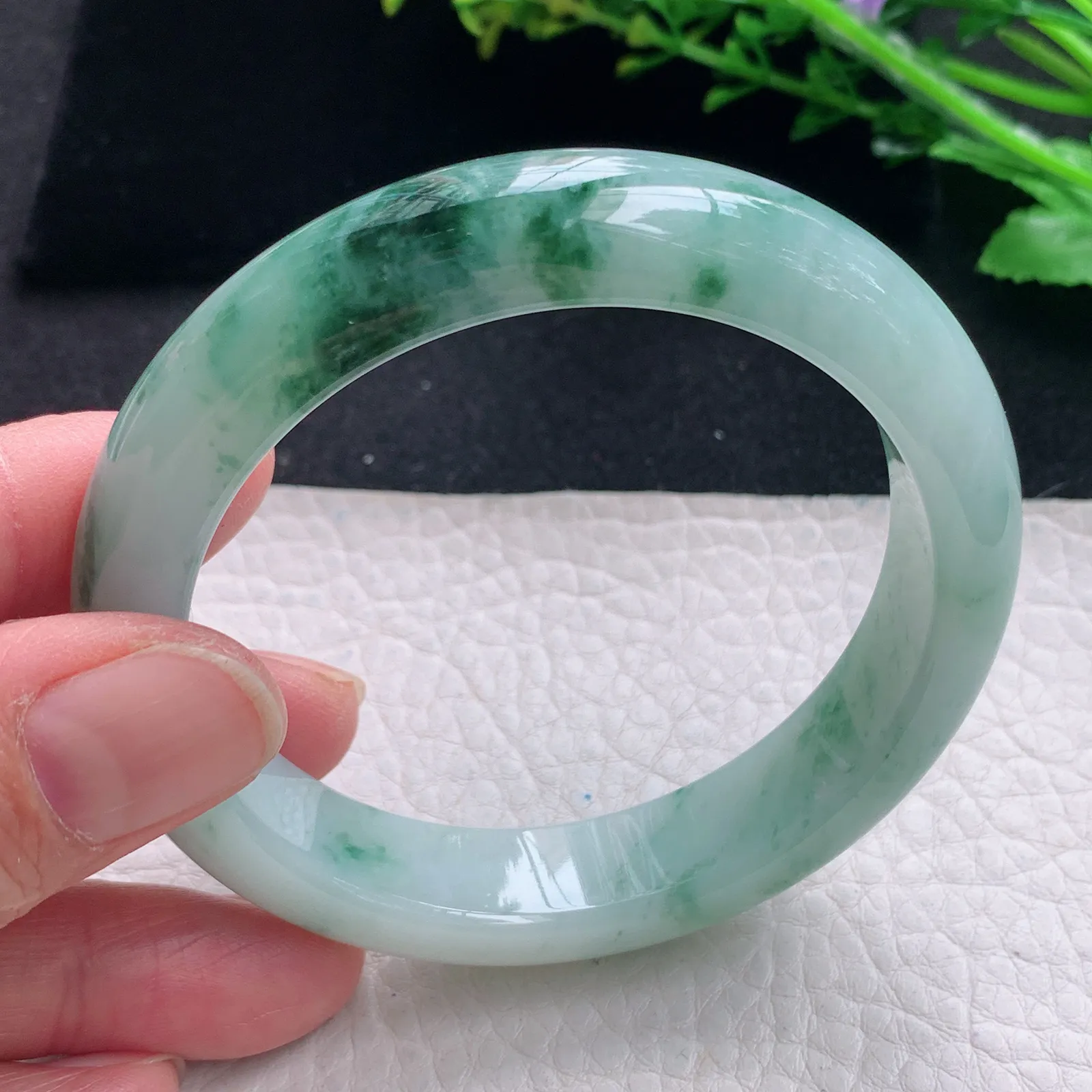 ym自然光56*12.8*8.3平安镯 缅甸翡翠a货手镯水润飘花宽边玉手环