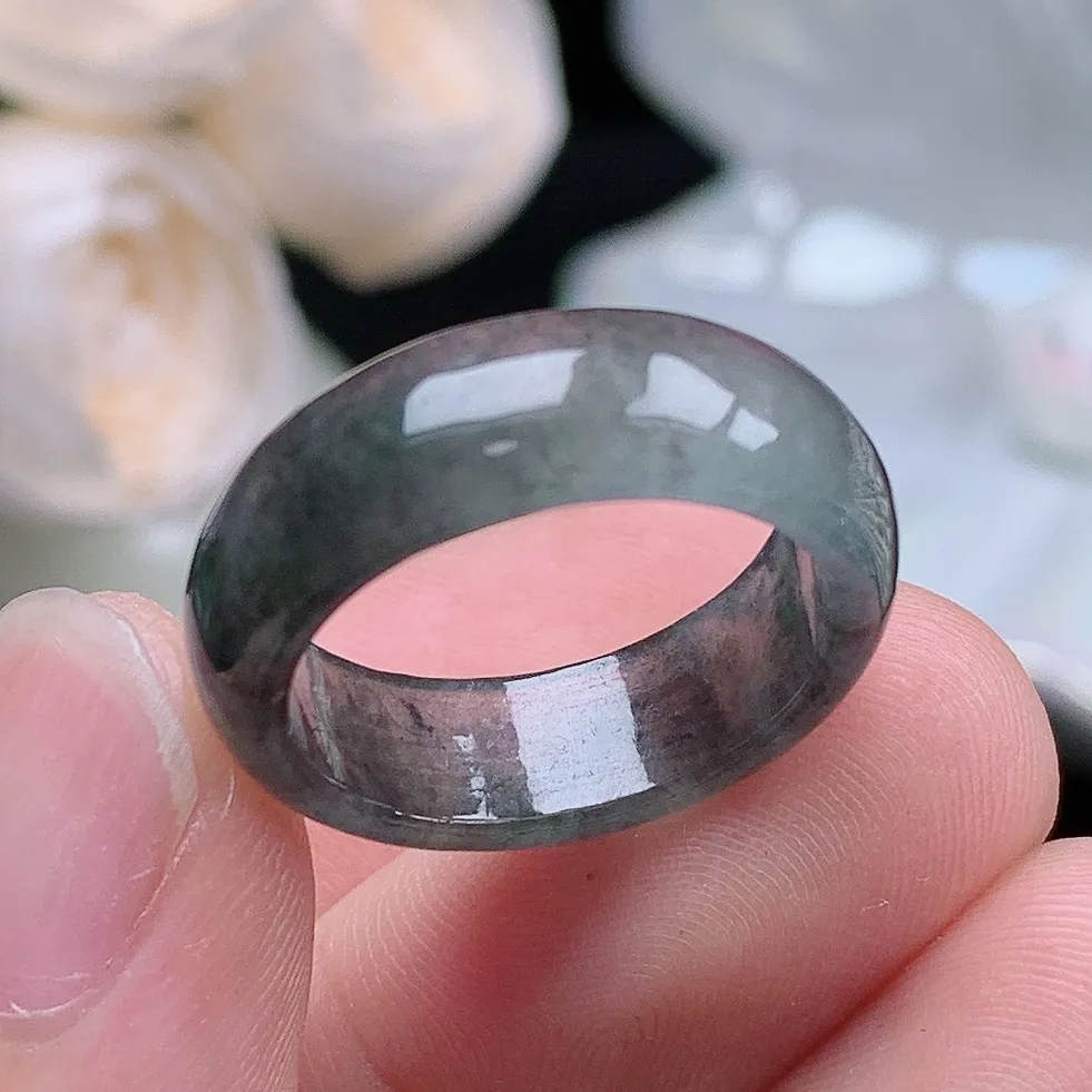 缅甸老坑冰种翡翠水润起胶冰乌鸡戒指玉指环  水润通透 尺寸：18.1-6.9-3.1mm 17号圈口5S