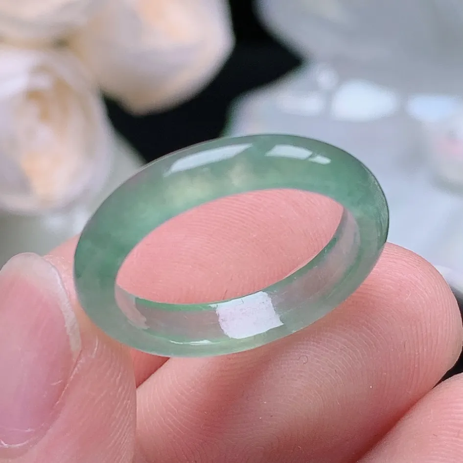 缅甸老坑冰种翡翠水润起胶晴水戒指玉指环  水润通透 尺寸：18-4.4-2.8mm 17号圈口5S