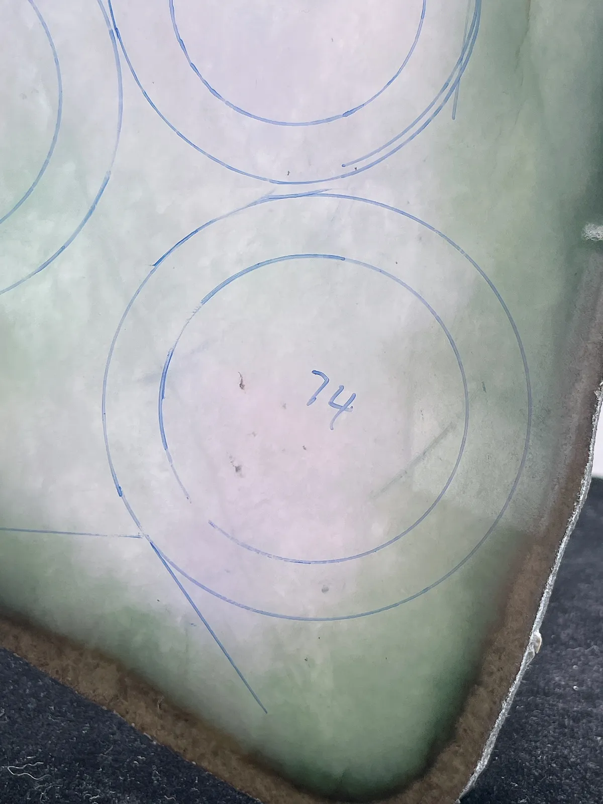 翡翠板料，⭕️正圈最大做58，圆条最大做54