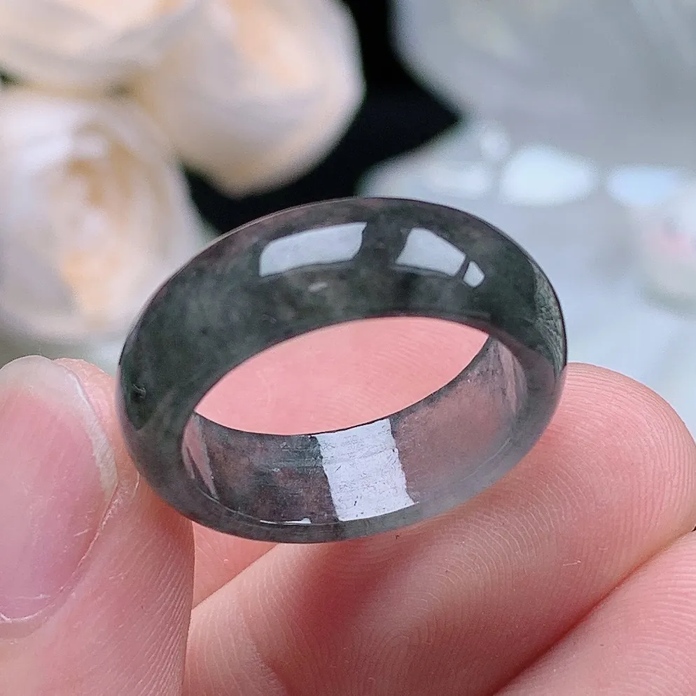 缅甸老坑冰种翡翠水润起胶冰乌鸡戒指玉指环  水润通透 尺寸：18.1-6.9-3.1mm 17号圈口5S