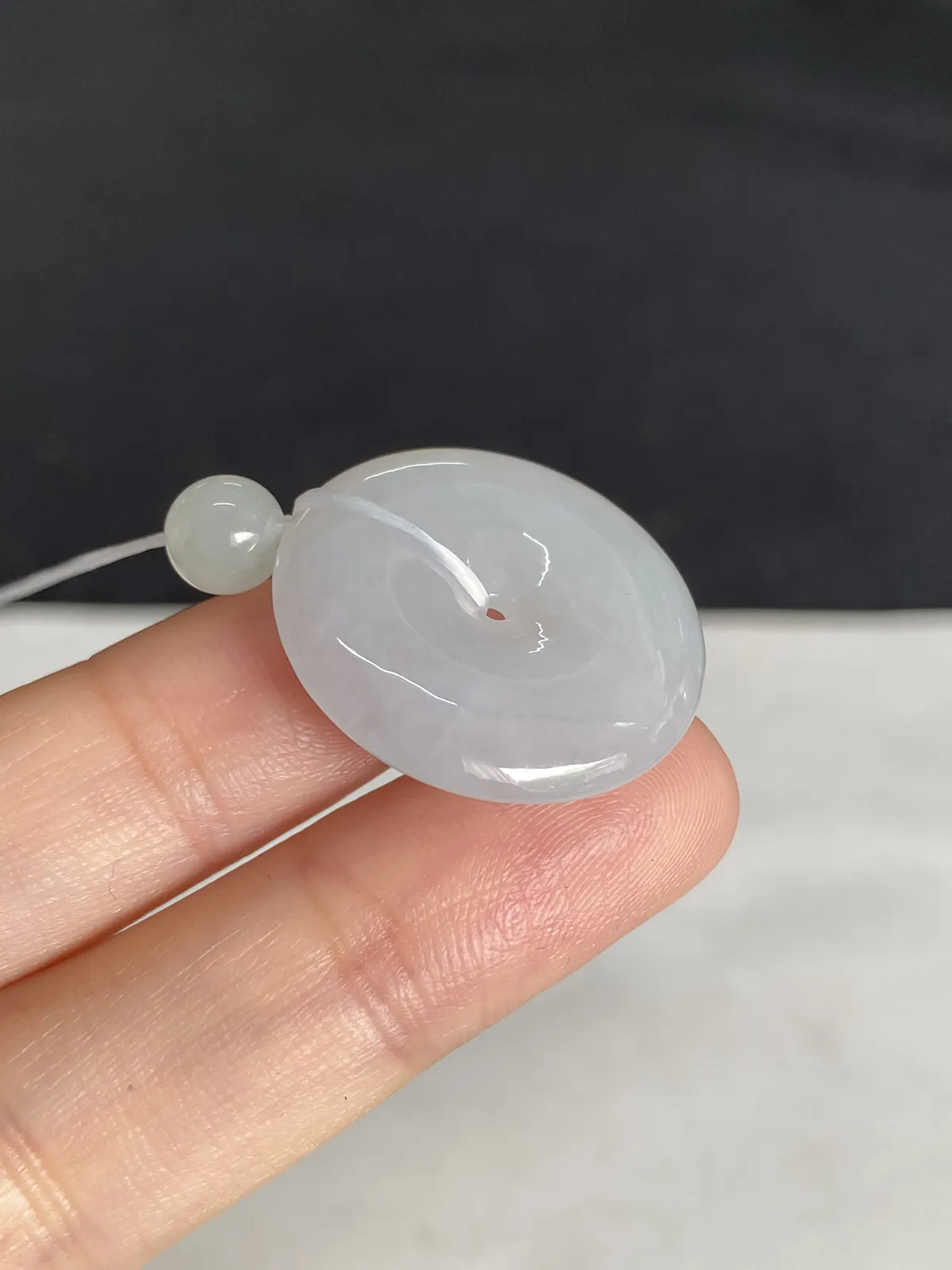 翡翠平安扣，配珠未测