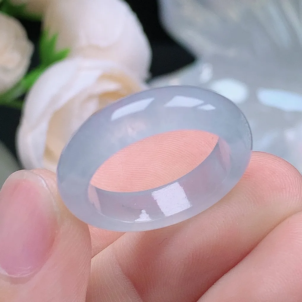 缅甸老坑冰种翡翠水润起胶飘花戒指玉指环  水润通透 尺寸：18.3-5.7-3.6mm 18号圈口5S