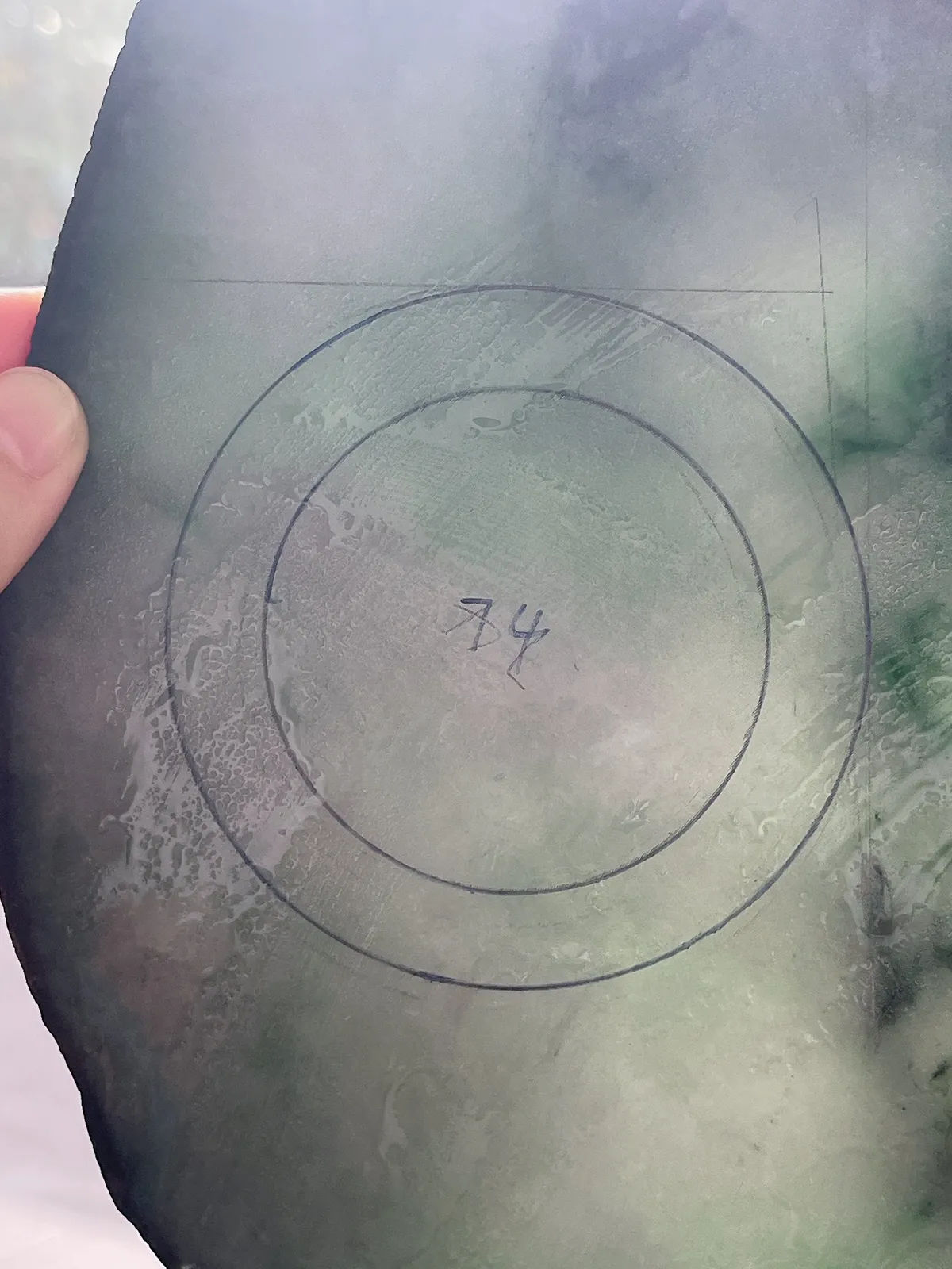 翡翠板料，⭕️正圈最大做58，圆条最大做54