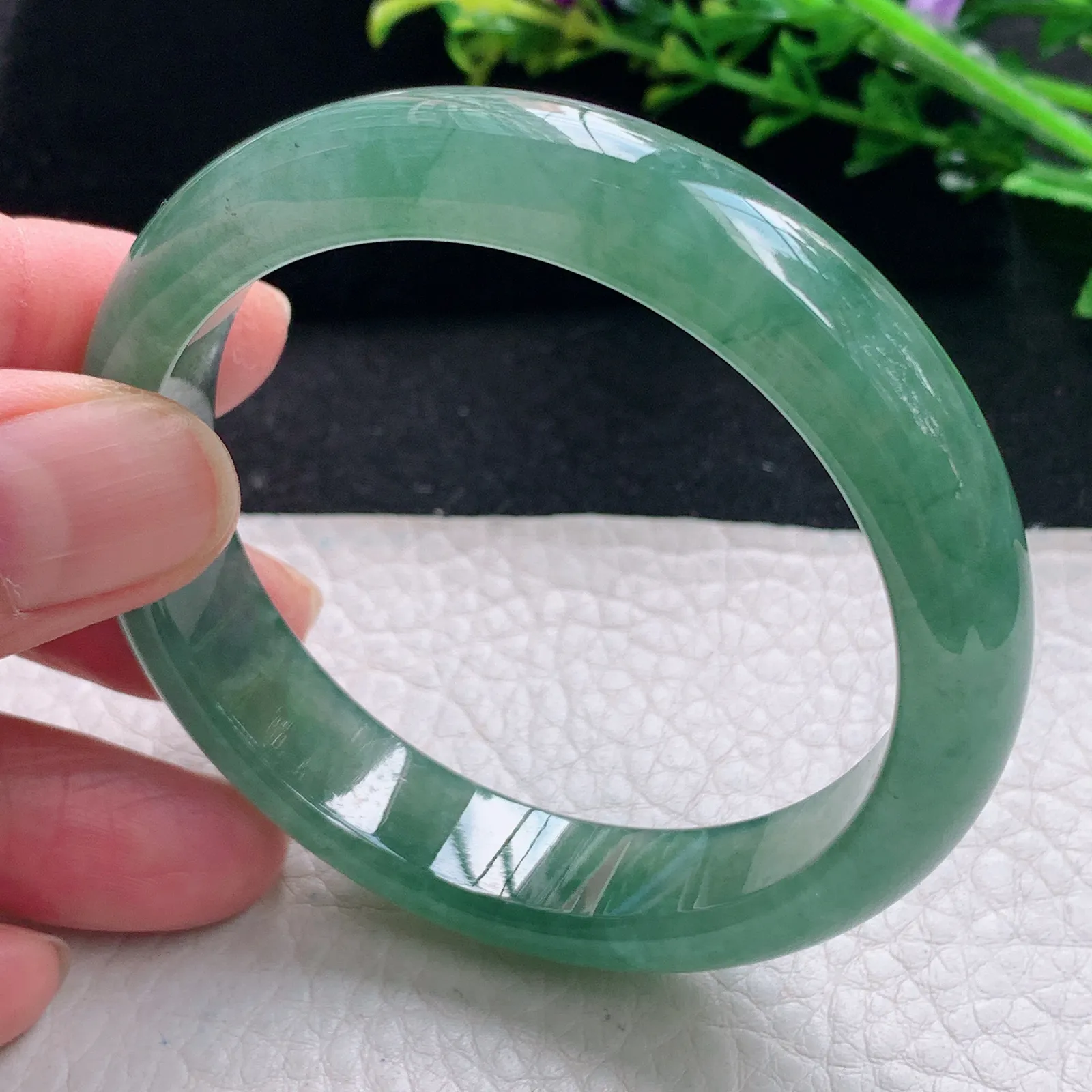 n自然光54*12.5*7.5平安镯 缅甸翡翠a货手镯冰油宽边玉手环