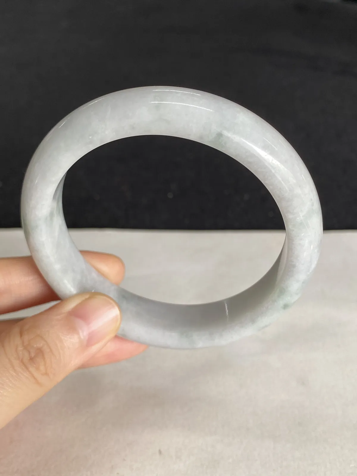 正圈57.3圈口，翡翠手镯