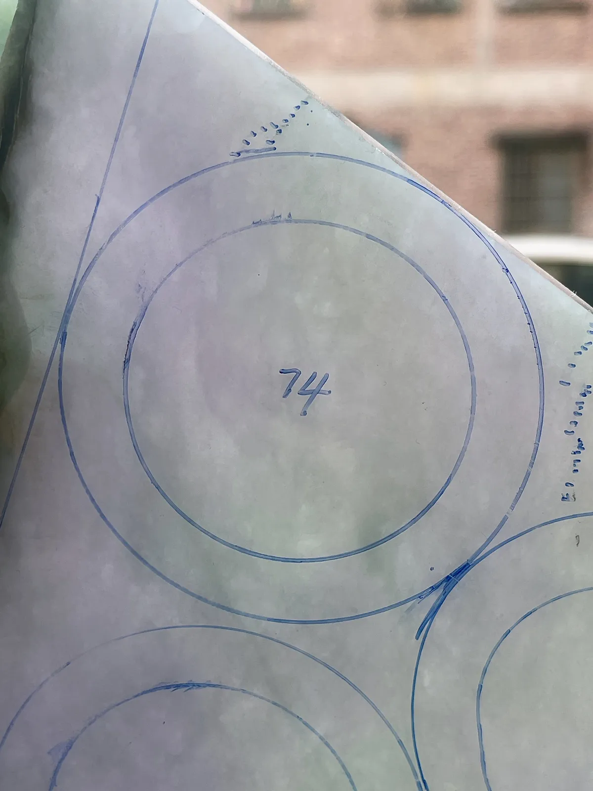 翡翠板料，⭕️正圈最大做58，圆条最大做54