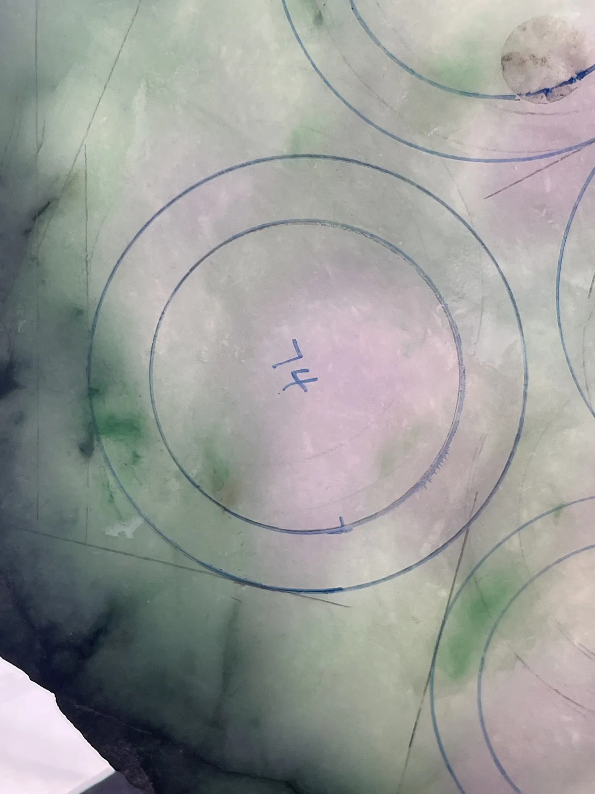 翡翠板料，⭕️正圈最大做58，圆条最大做54