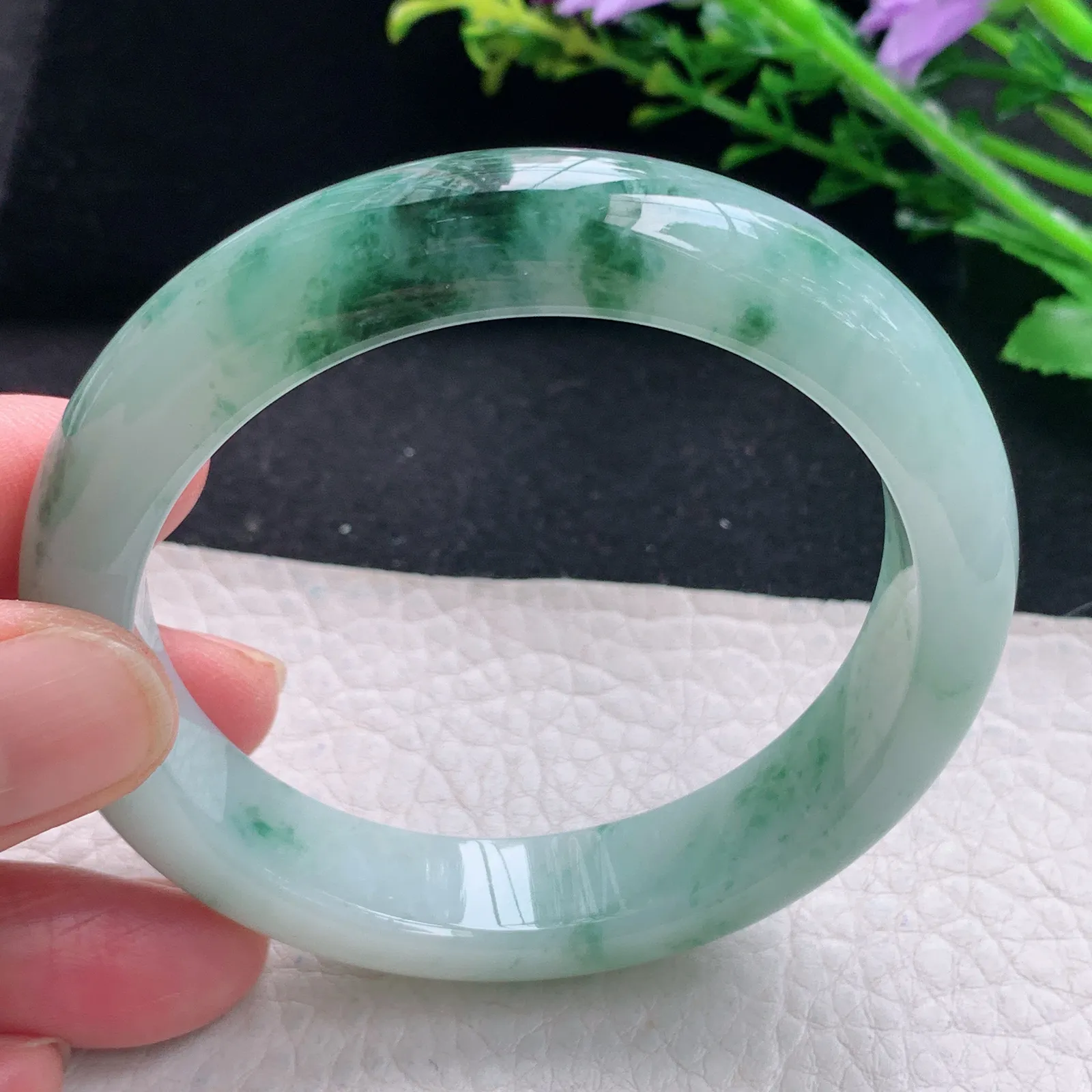 ym自然光56*12.8*8.3平安镯 缅甸翡翠a货手镯水润飘花宽边玉手环