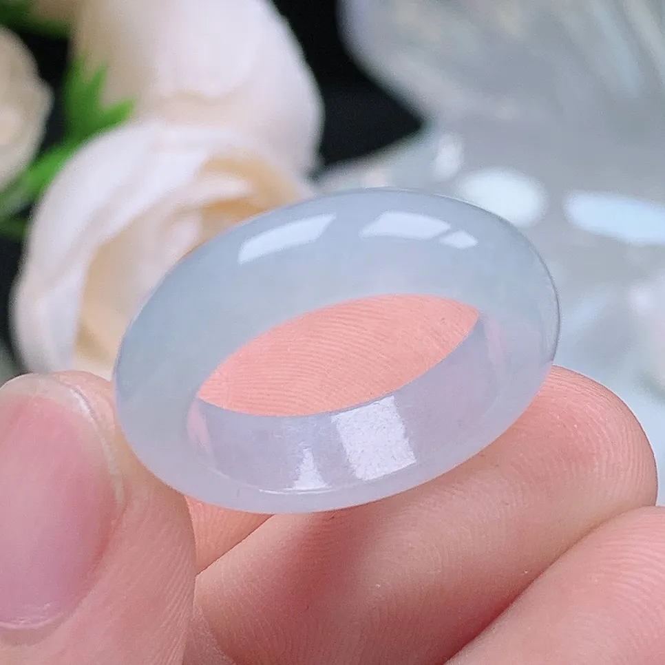 缅甸老坑种翡翠水润起胶白月光戒指玉指环  水润通透 尺寸：17.4-5.8-3.4mm 15号圈口5S