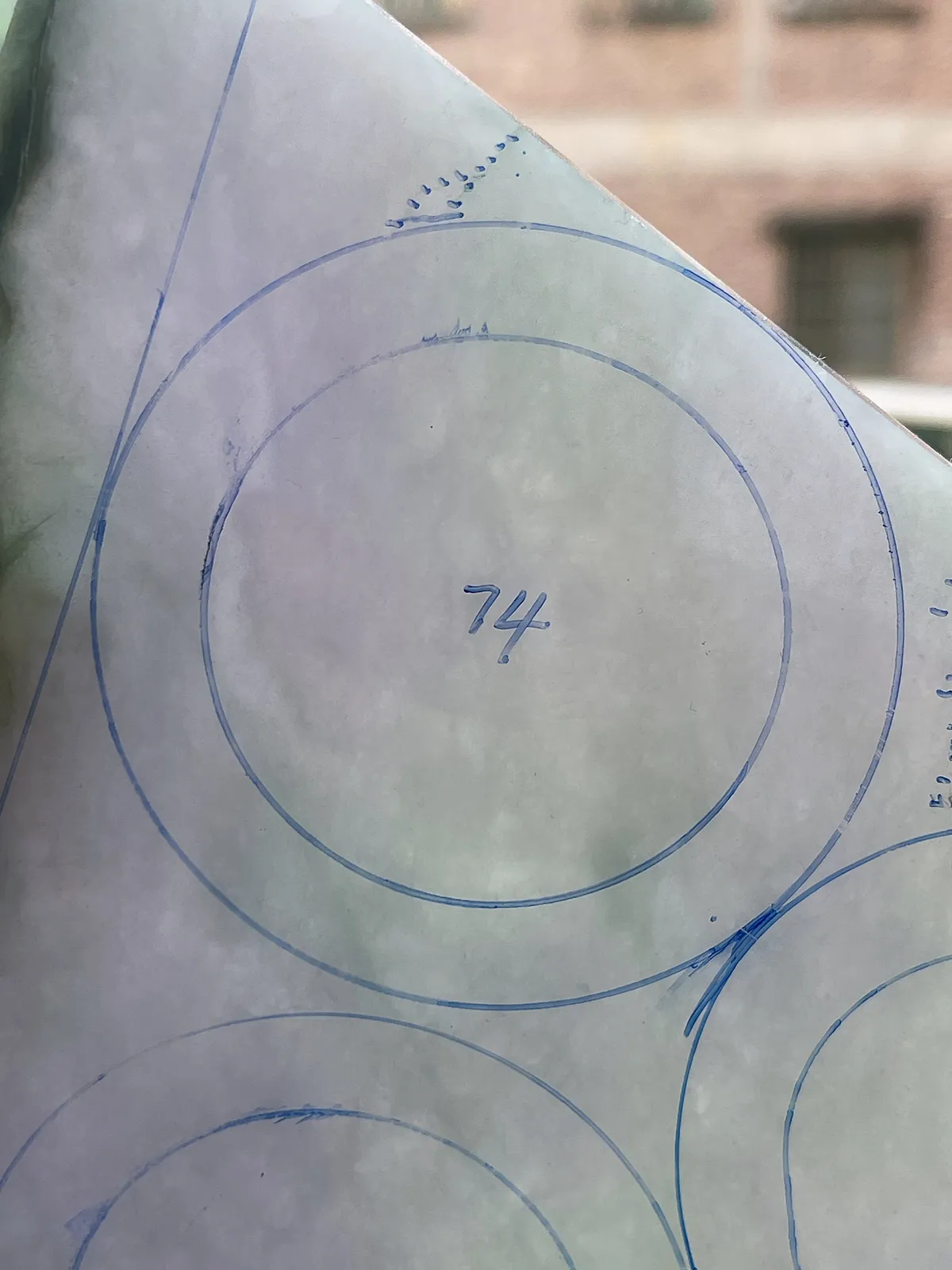 翡翠板料，⭕️正圈最大做58，圆条最大做54