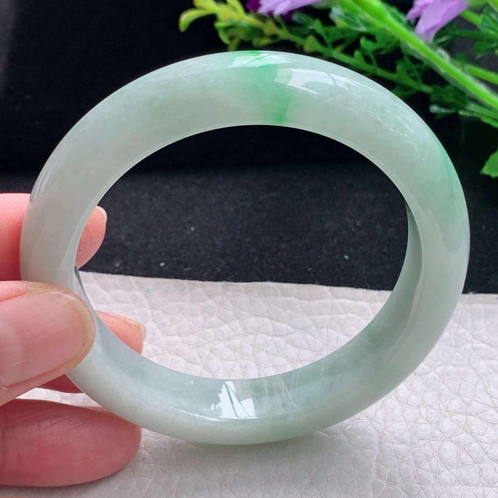 ym自然光55*12.5*8.8平安镯 缅甸翡翠a货手镯飘绿宽边玉手环