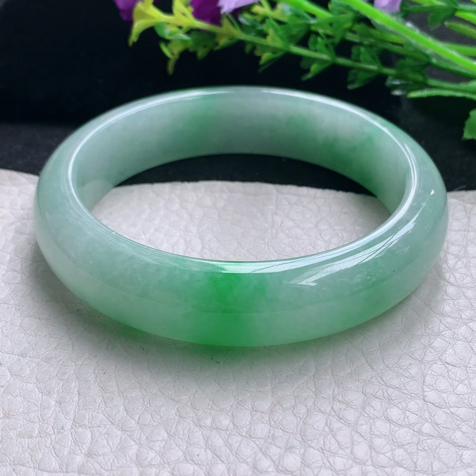js大圈口60*14.5*8.3平安镯 缅甸翡翠a货手镯飘阳绿宽边玉手环